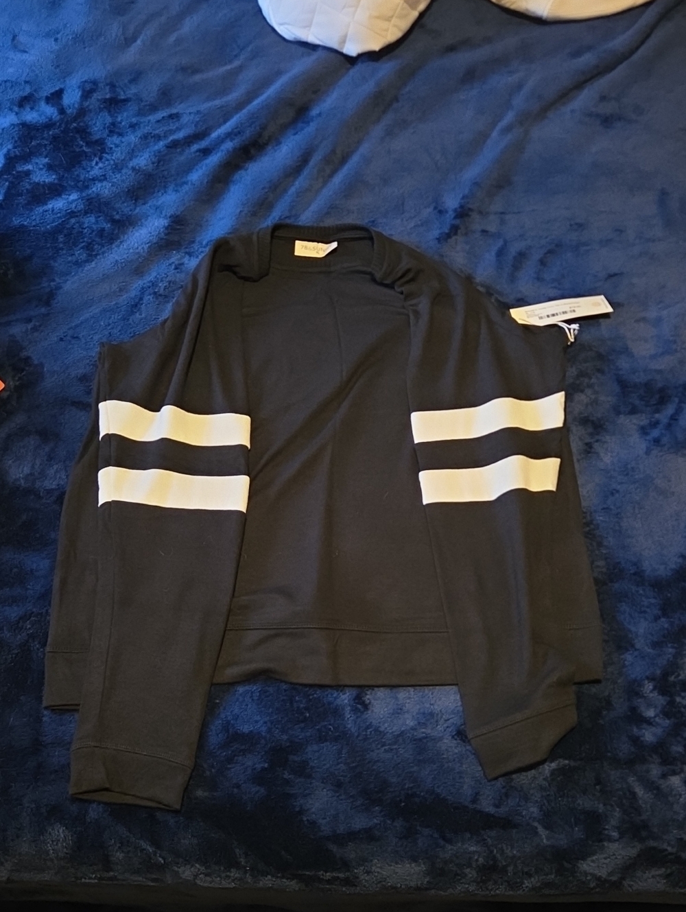 Shoreline Varsity Cozy Top Black/cream